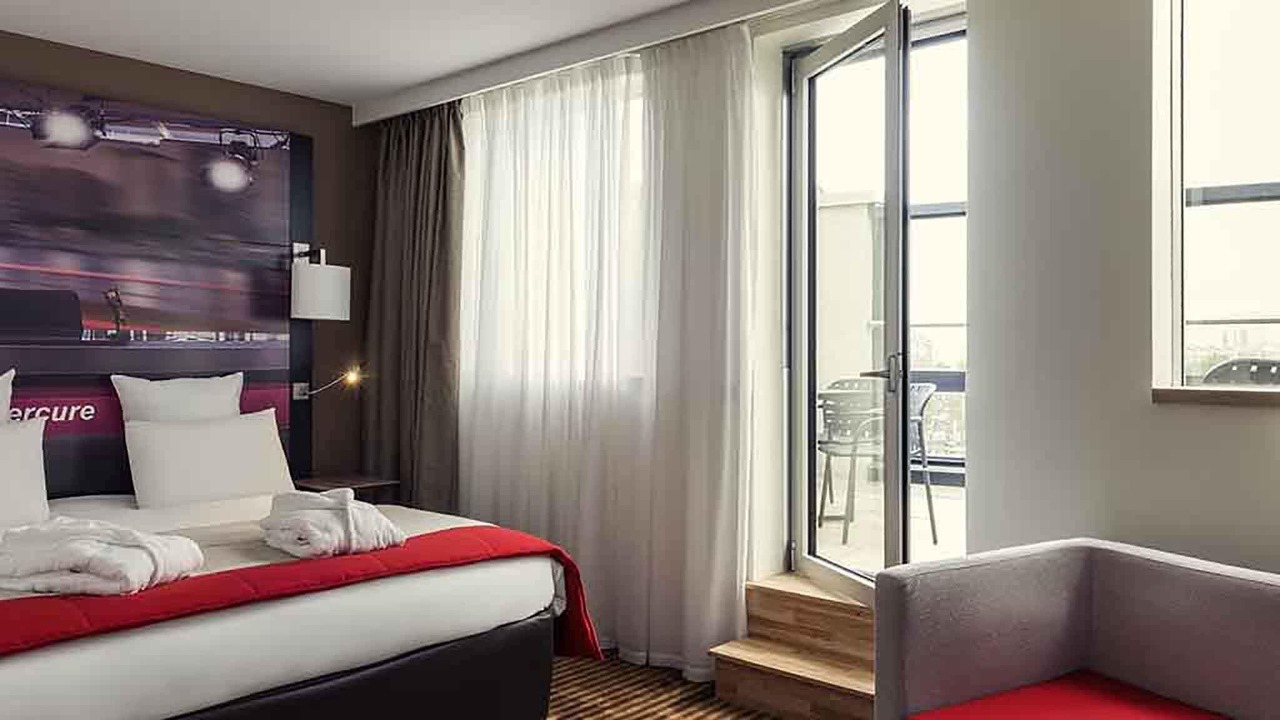Photo of Bedroom in Republique–Point-du-Jour