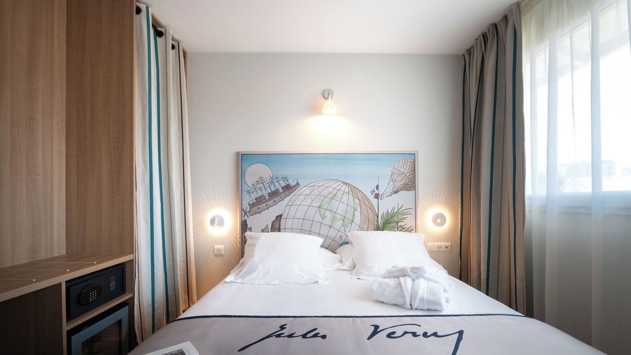 Photo of Bedroom in Biarritz City Centre