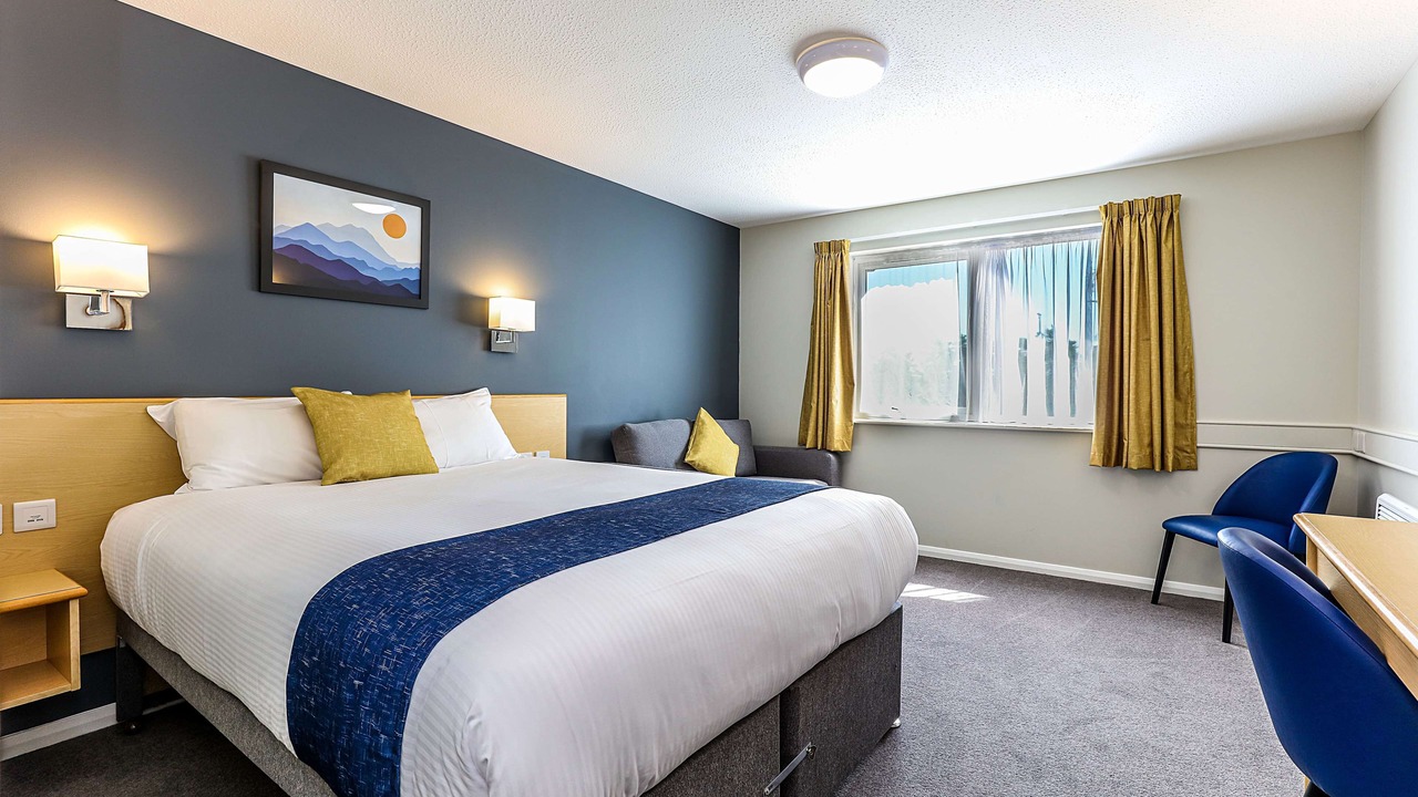 Photo of Bedroom in Fleet