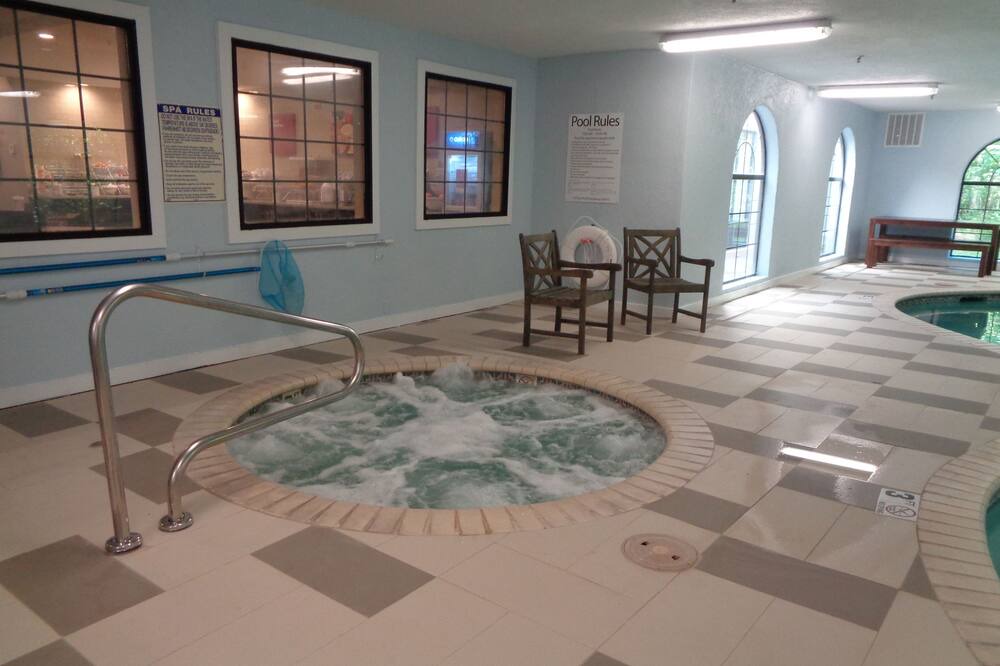 Photo of Bathroom in Lufkin