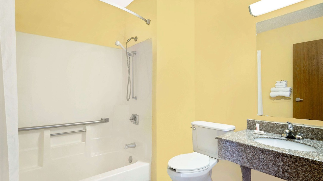 Photo of Bathroom in Muncie
