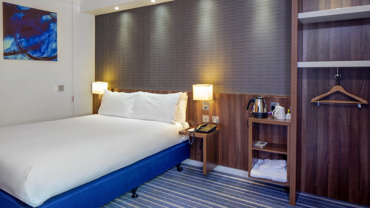 Photo of Bedroom in Huntington