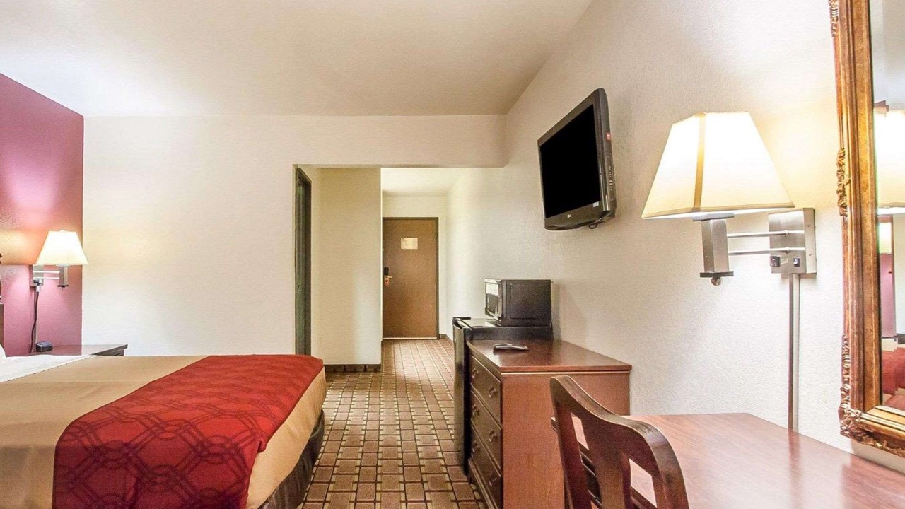 Photo of Bedroom in Dexter