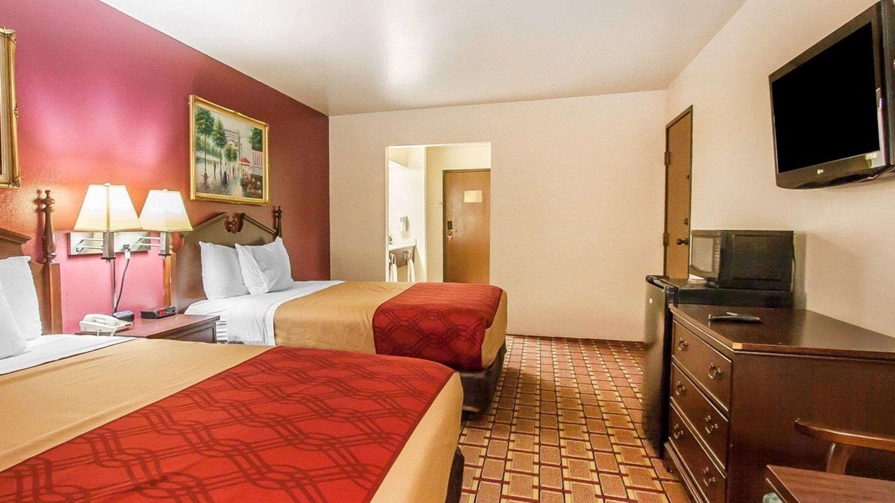 Photo of Bedroom in Dexter