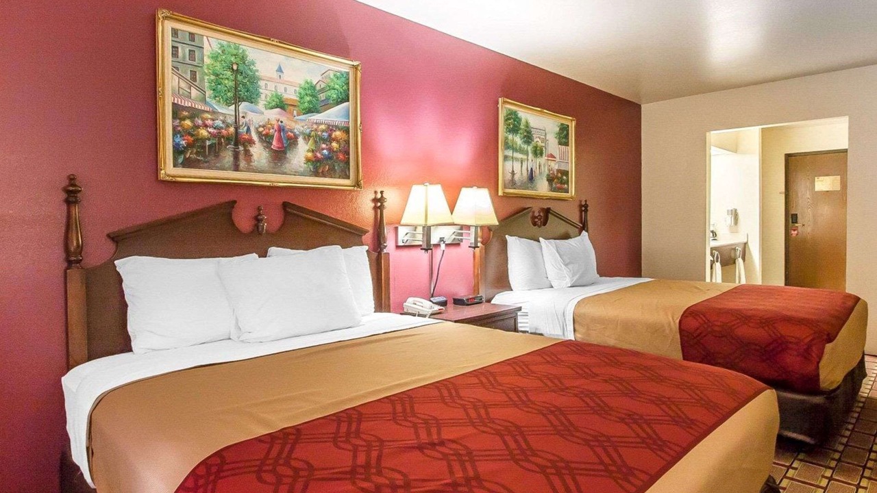Photo of Bedroom in Dexter