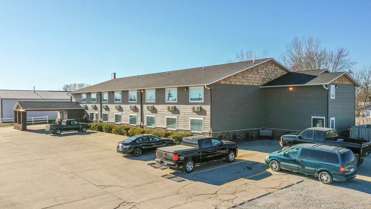 Photo of Others in Winterset