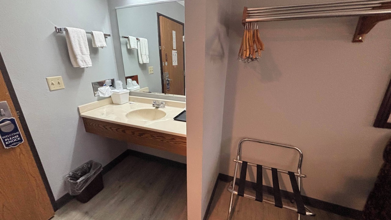 Photo of Others in Winterset