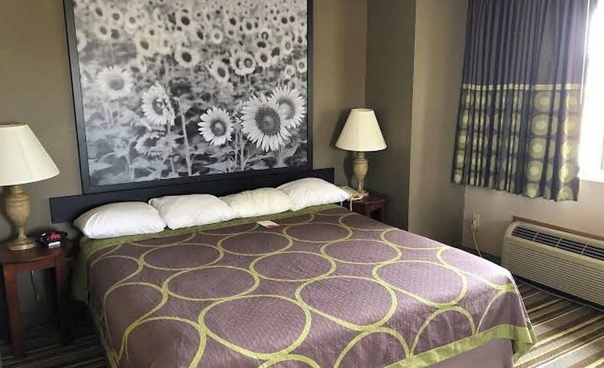 Photo of Bedroom in Anamosa