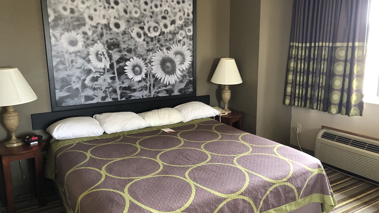 Photo of Bedroom in Anamosa