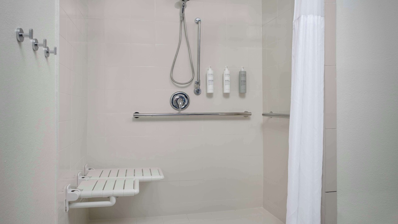 Photo of Bathroom in Doral