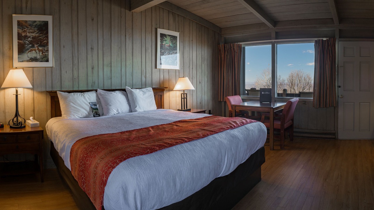 Photo of Bedroom in Skyland