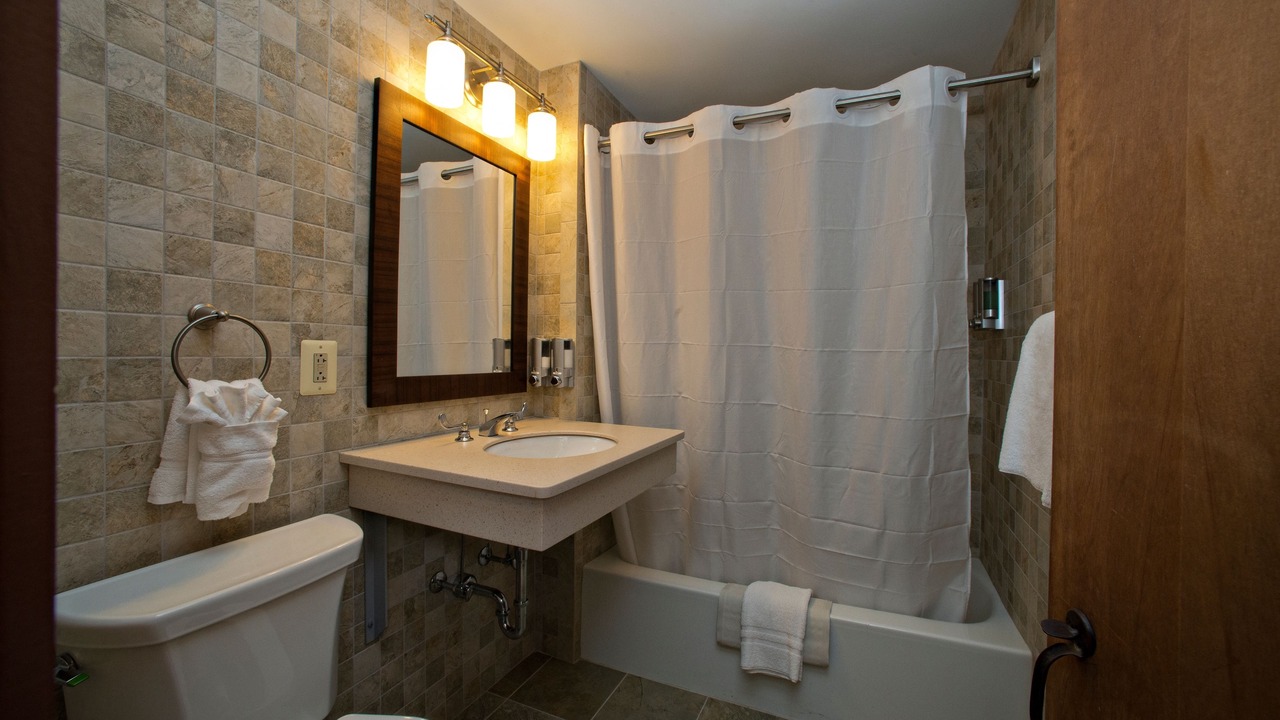 Photo of Bathroom in Skyland