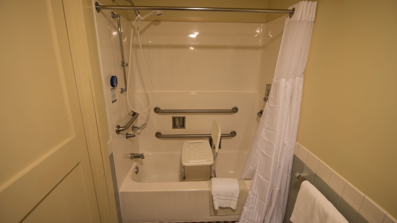 Photo of Bathroom in Skyland
