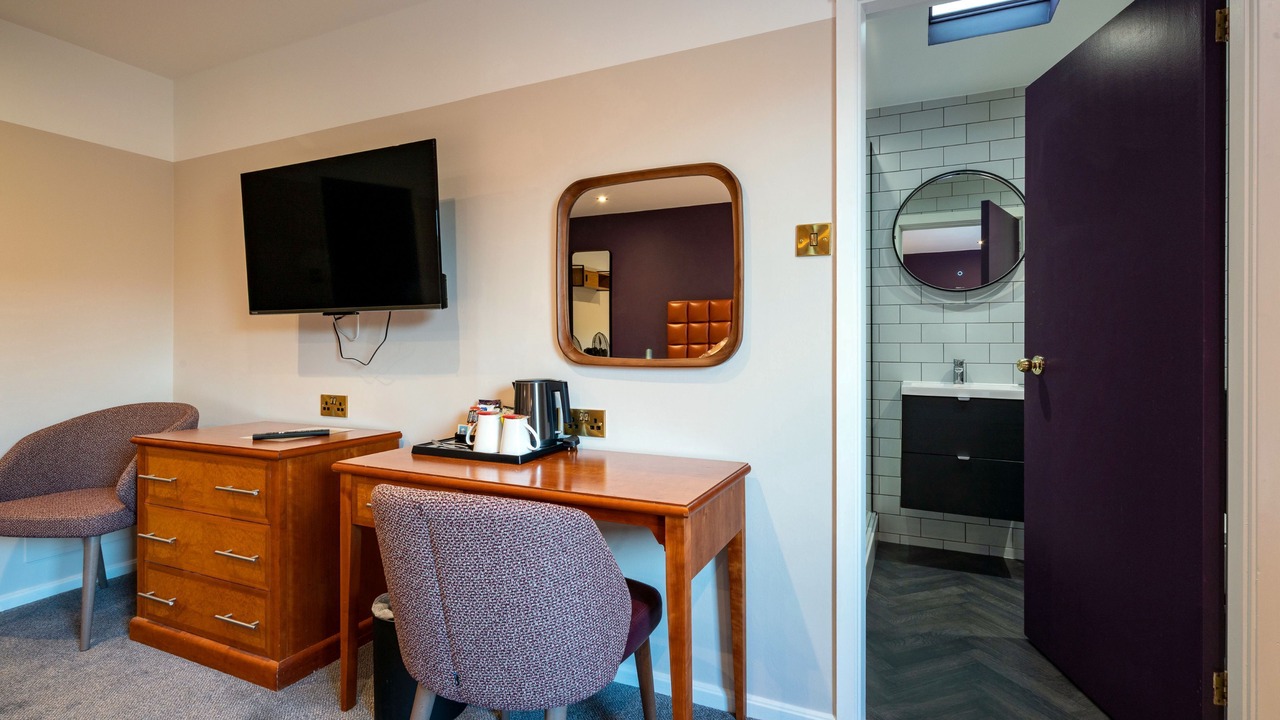 Photo of Others in Kennington