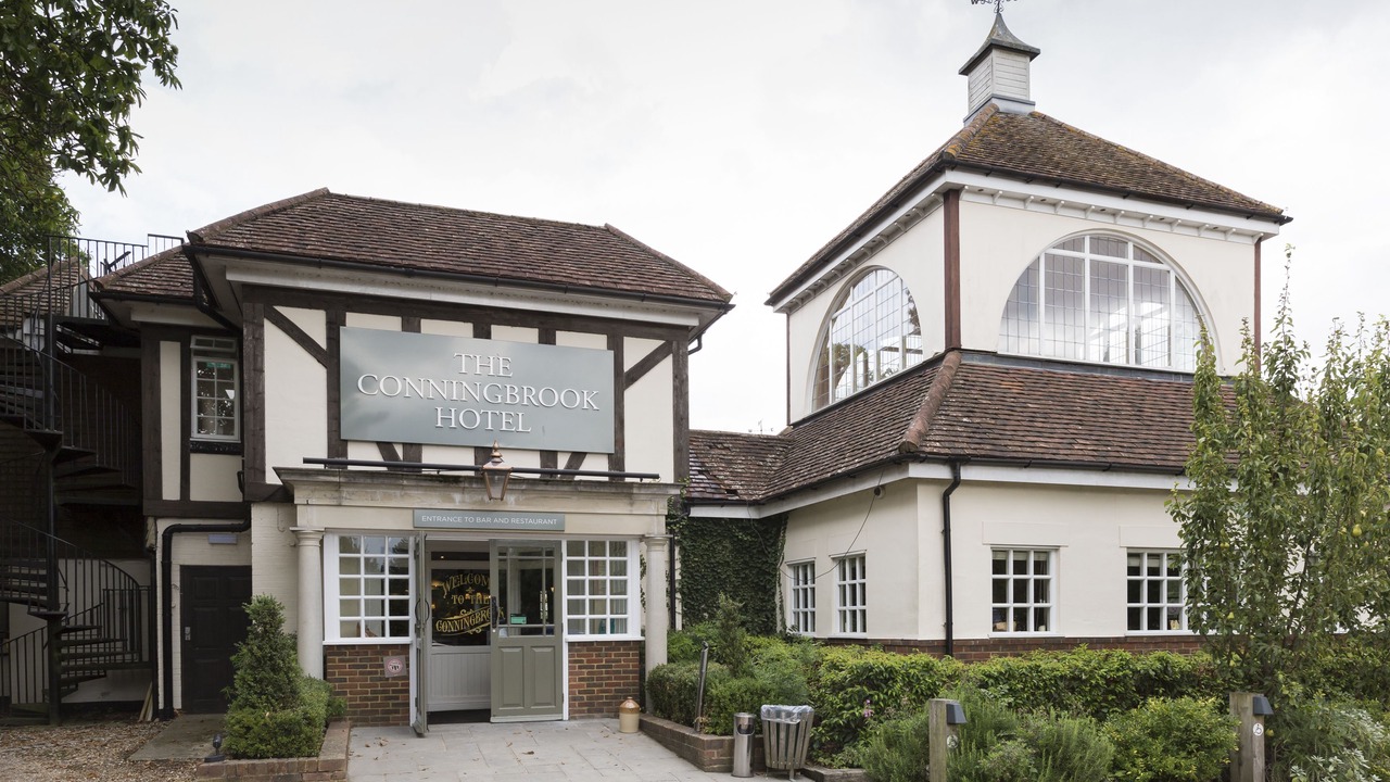 Photo of Outdoor in Kennington