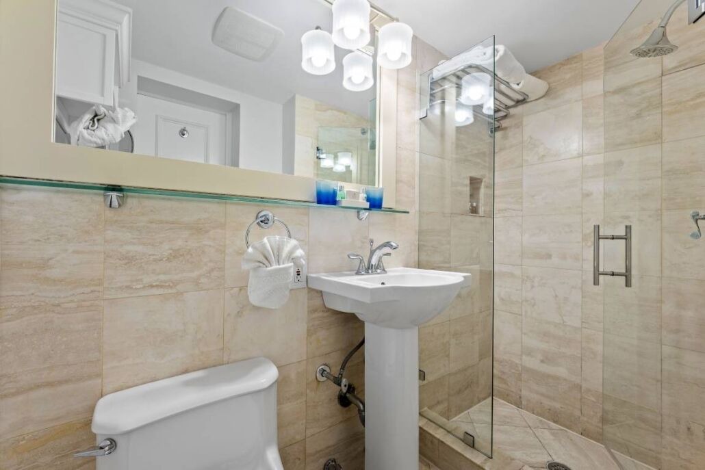 Photo of Bathroom in Central Beach
