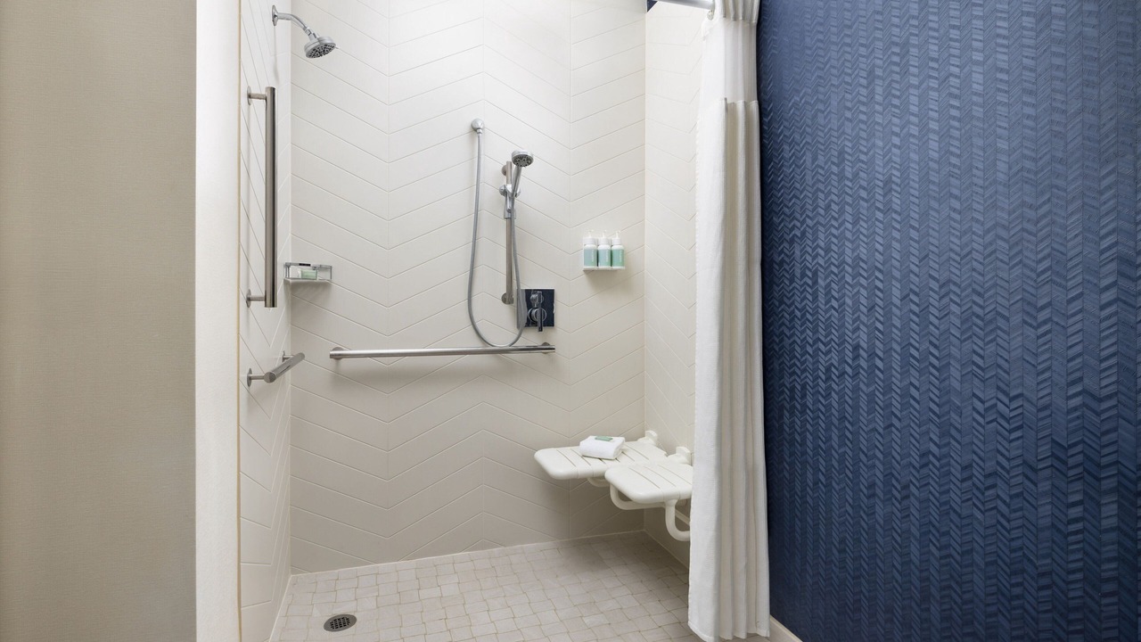 Photo of Bathroom in Nut Tree