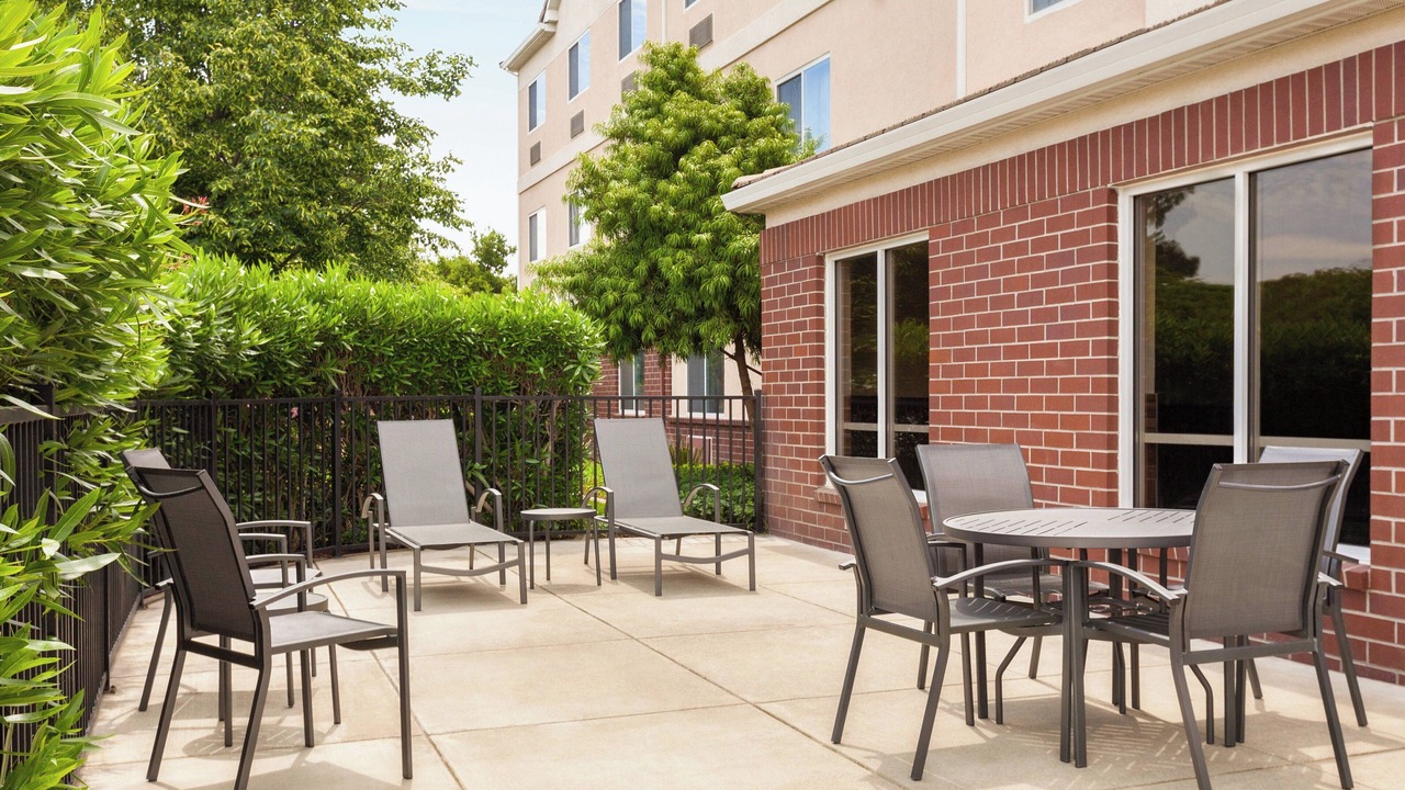 Photo of Patio Balcony in Nut Tree