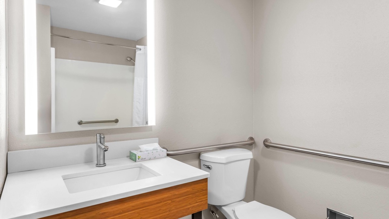 Photo of Bathroom in Tougaloo