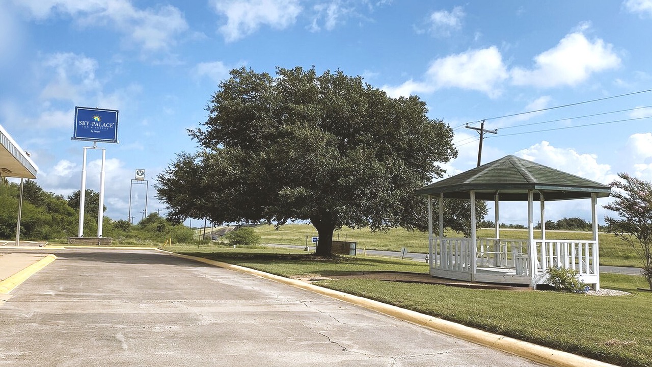 Photo of Outdoor in Beeville