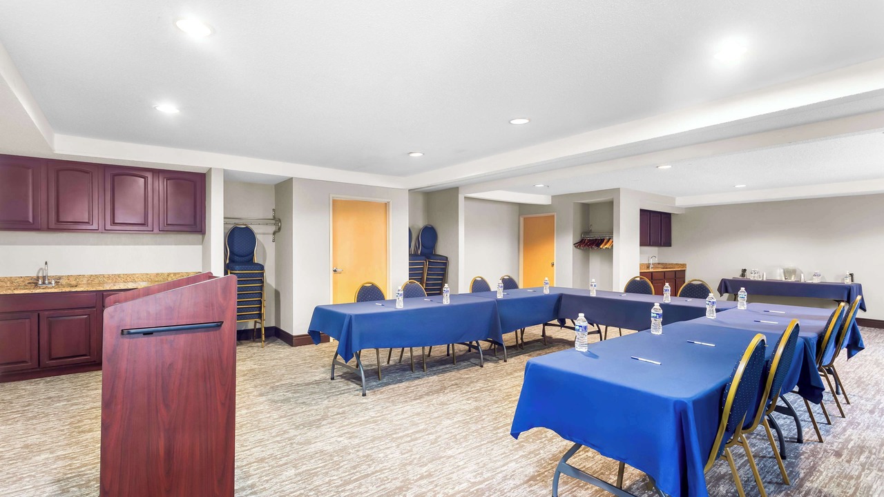 Photo of Others in Fox Valley