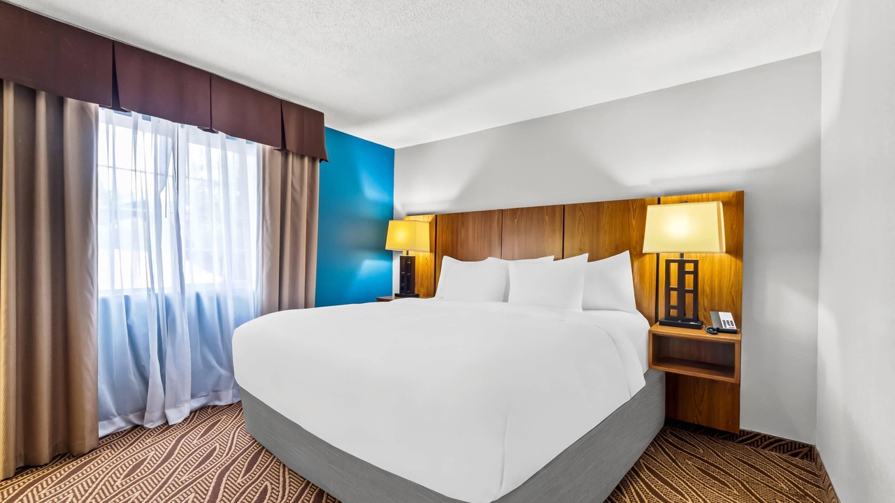 Photo of Bedroom in Hollywood Park