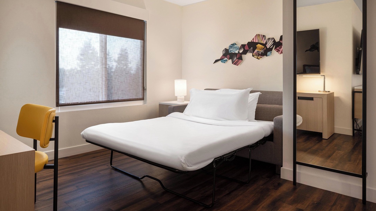 Photo of Bedroom in Mountain View