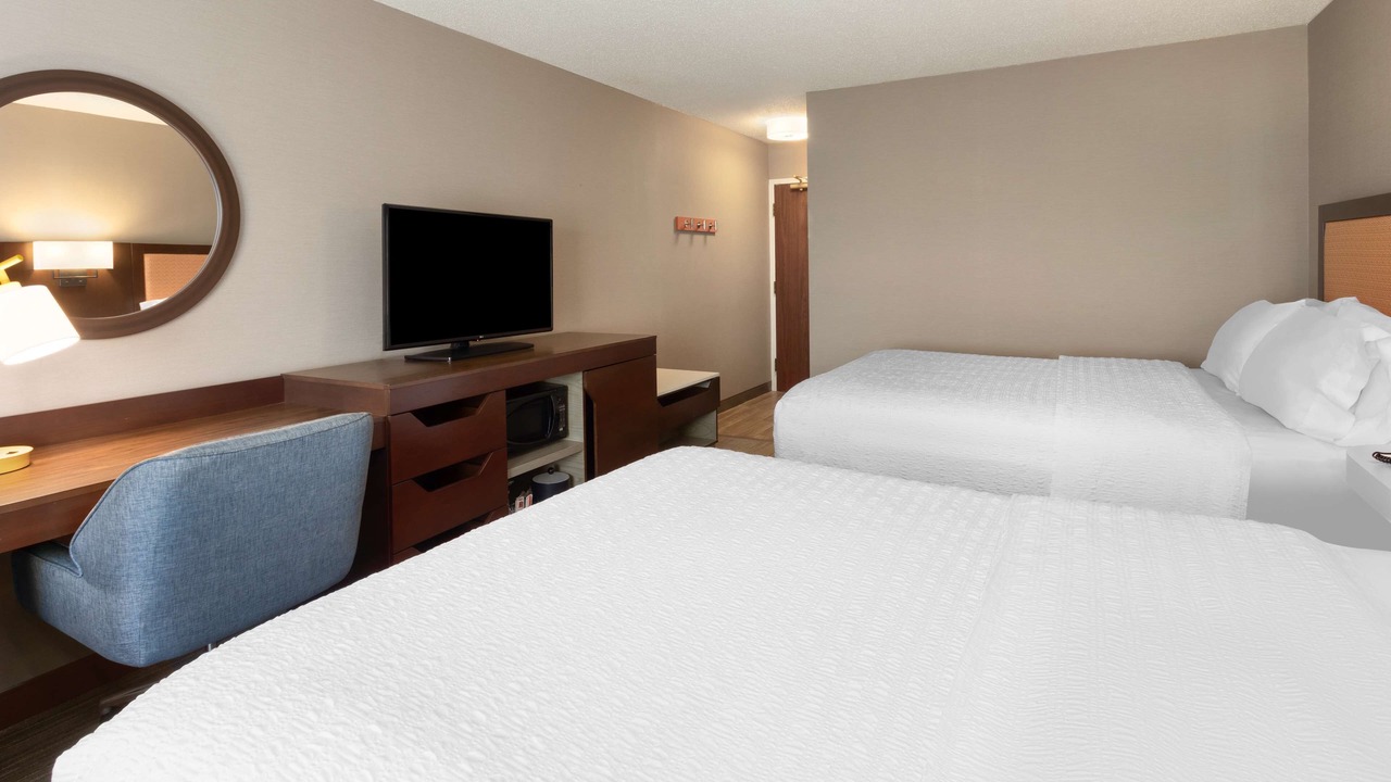 Photo of Bedroom in Scottsburg