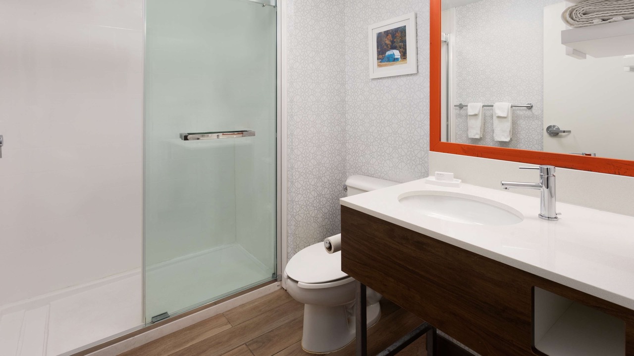 Photo of Bathroom in Scottsburg