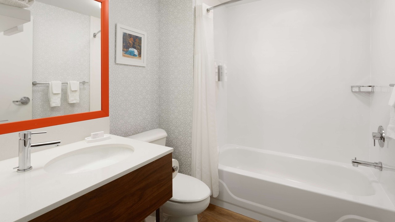 Photo of Bathroom in Scottsburg