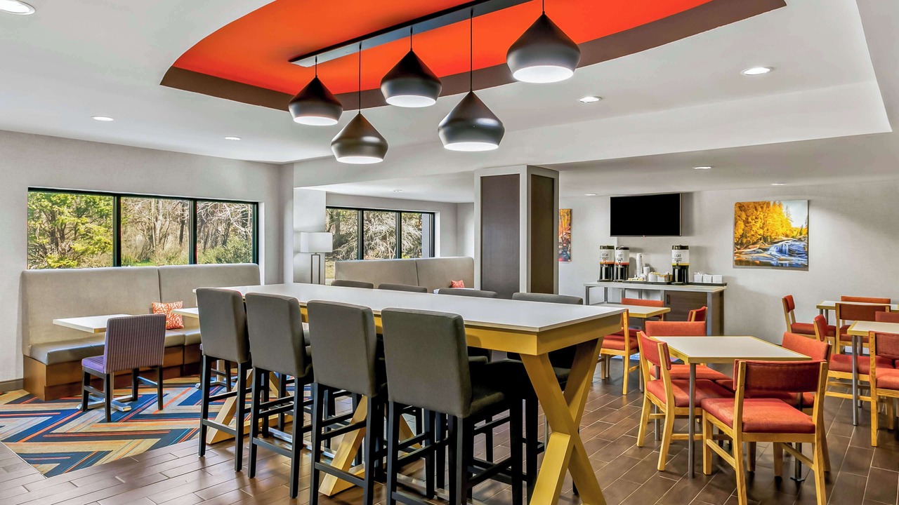 Photo of Others in Bowie