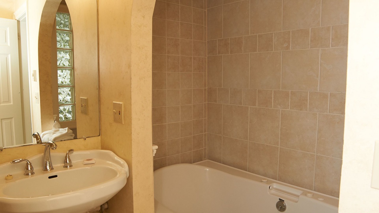 Photo of Bathroom in Sandwich