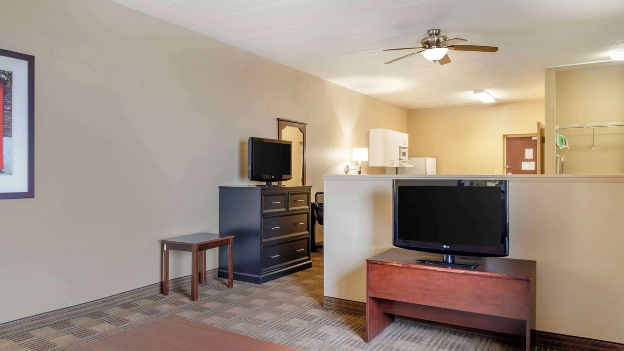 Photo of Bedroom in Hillside