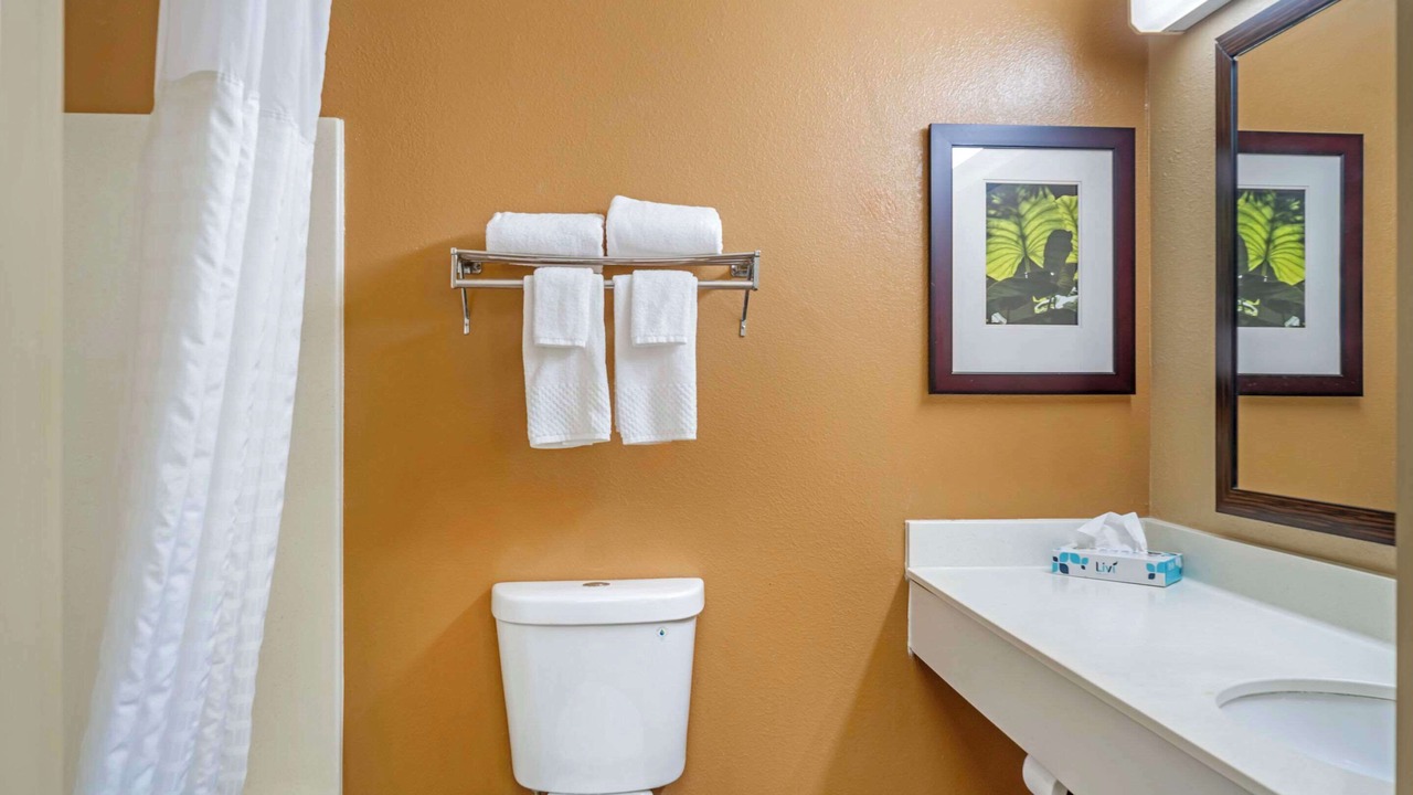 Photo of Bedroom in Hillside