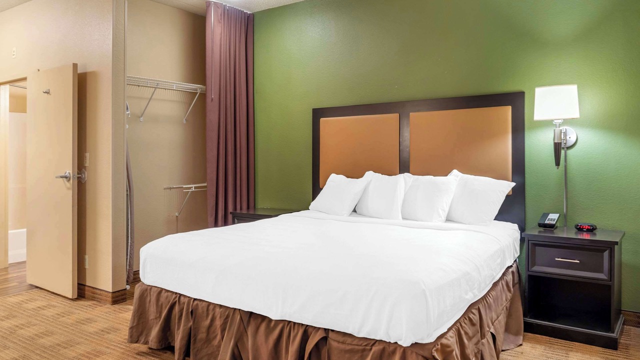 Photo of Bedroom in Hillside