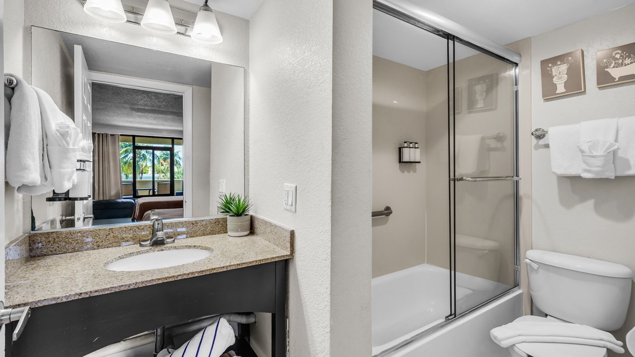 Photo of Bathroom in East Boca Raton