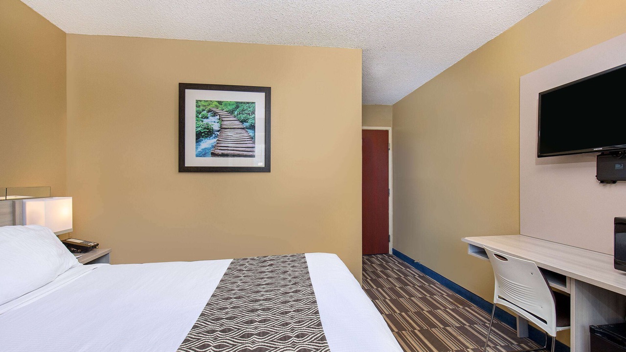 Photo of Bedroom in Dry Ridge