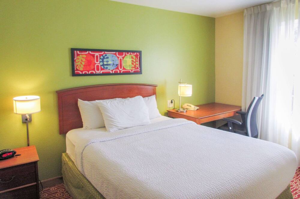 Photo of Bedroom in Crosswoods