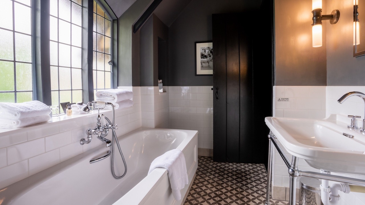 Photo of Bathroom in Broadway