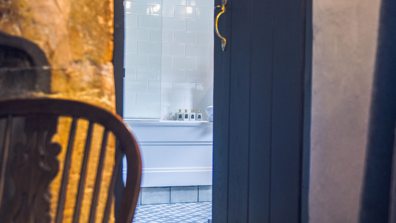 Photo of Bedroom in Broadway