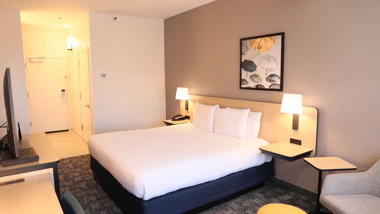 Photo of Bedroom in Old Mountain View