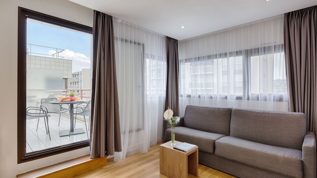Photo of Livingroom in Quartier de la Salpetriere