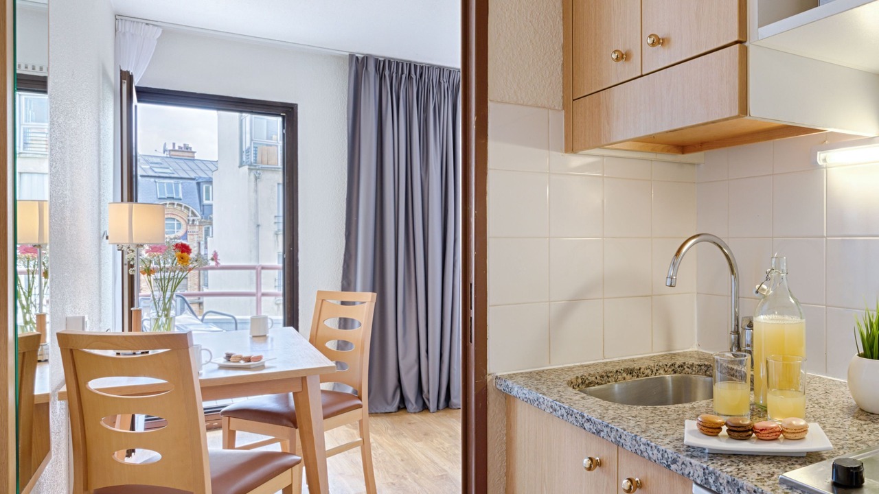 Photo of Kitchen in Quartier de la Salpetriere