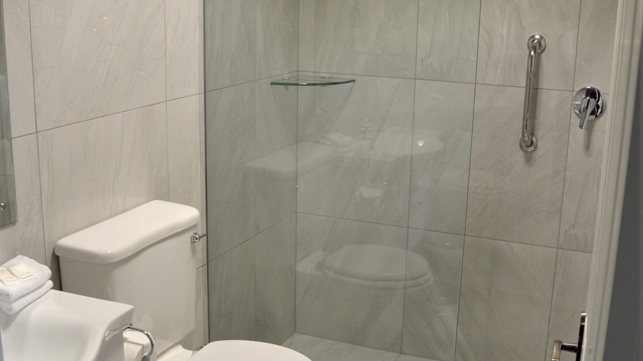 Photo of Bathroom in Oamaru