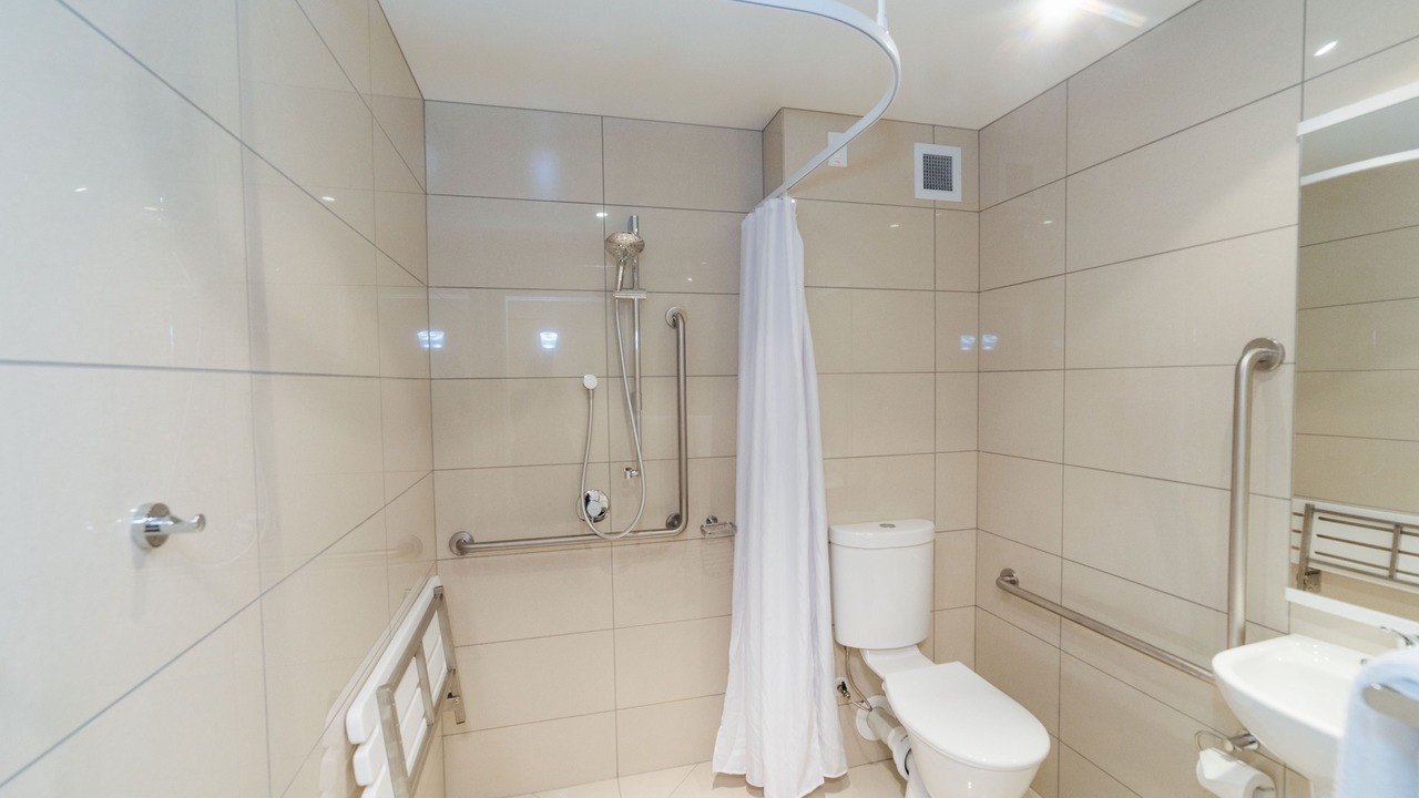 Photo of Bathroom in Oamaru