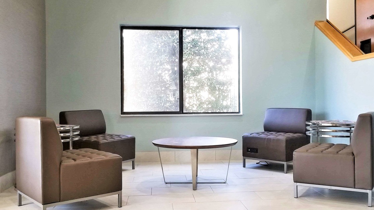 Photo of Livingroom in Northeast Raleigh