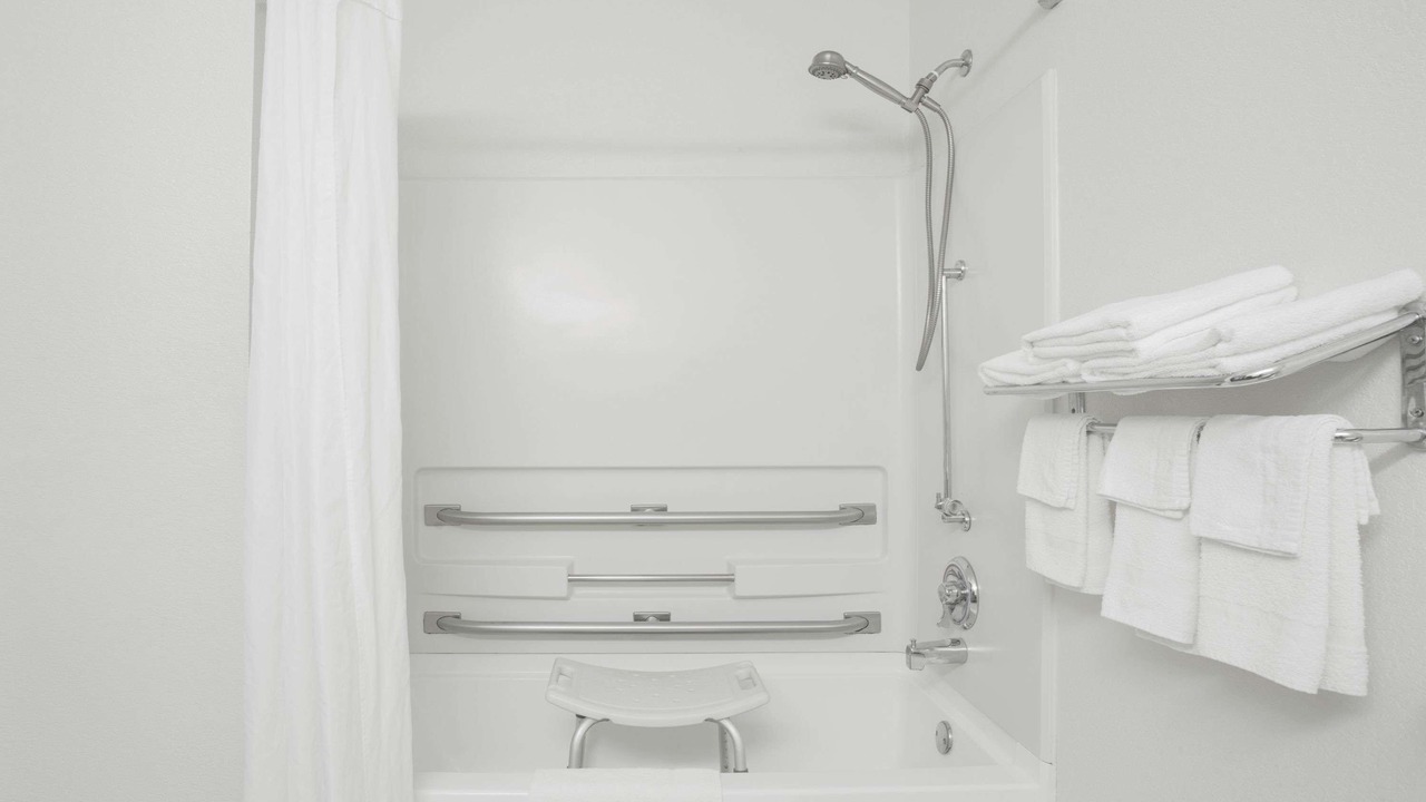 Photo of Bathroom in Appomattox