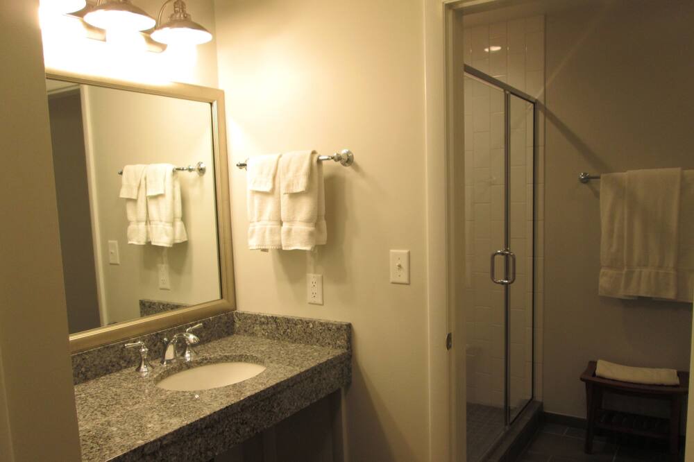 Photo of Bathroom in Middlebury