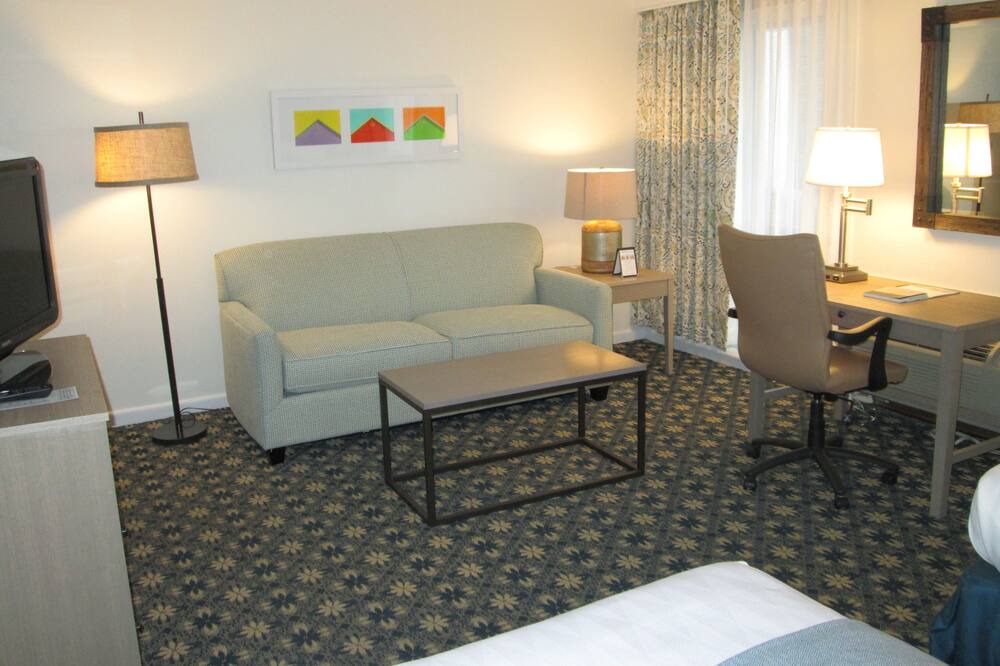 Photo of Livingroom in Middlebury