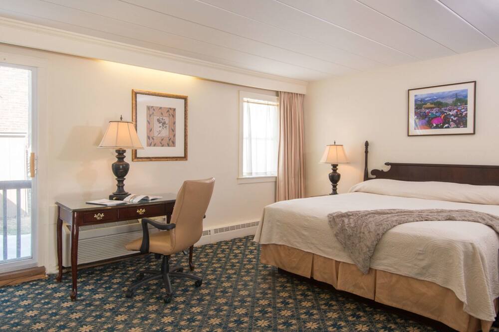 Photo of Others in Middlebury